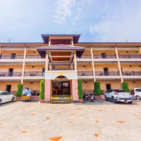 Hotel Oyo 561 Kor Wanburi Prachuap Khiri Khan Exteriér fotografie