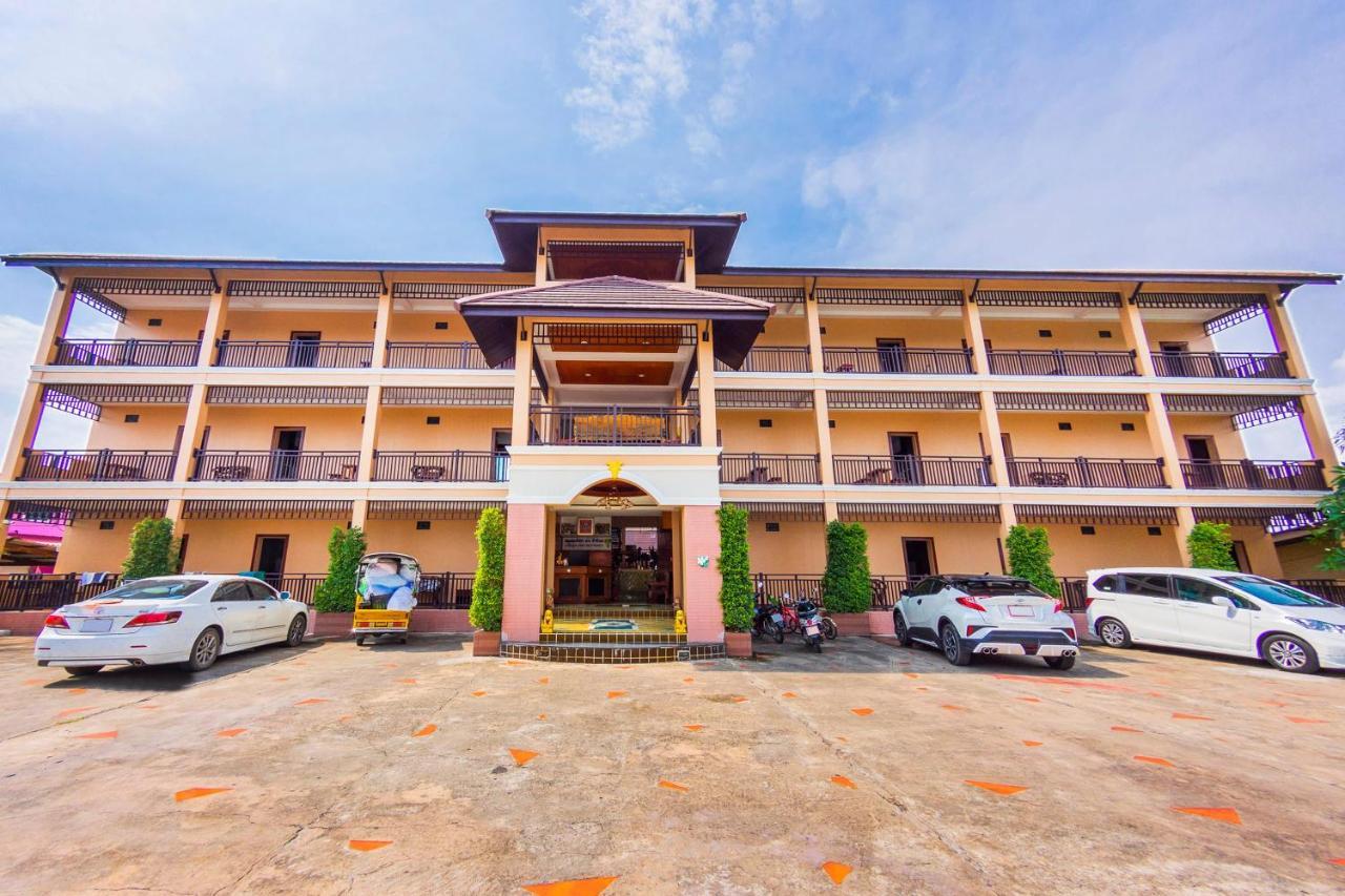 Hotel Oyo 561 Kor Wanburi Prachuap Khiri Khan Exteriér fotografie