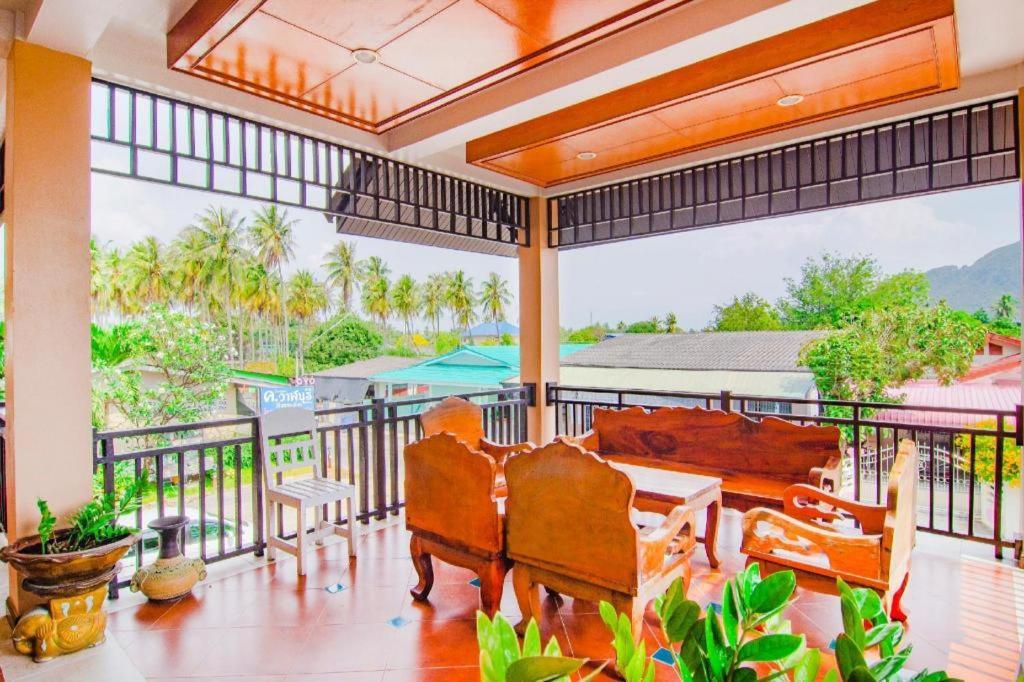 Hotel Oyo 561 Kor Wanburi Prachuap Khiri Khan Exteriér fotografie