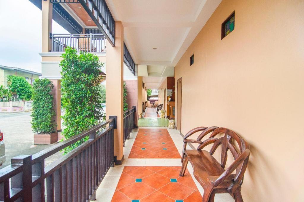 Hotel Oyo 561 Kor Wanburi Prachuap Khiri Khan Exteriér fotografie